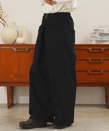 Air Tokyo | フロントタック ワイドストレート デニムパンツ & カツラギパンツ(チノパンツ)