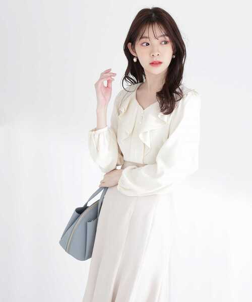 PROPORTION BODY DRESSING(プロポーションボディドレッシング)の「ラッフルタックブラウス / 1213110203(シャツ/ブラウス・レディース・ネイビー/イエロー/ホワイト系その他・SMALL/MEDIUM)」の3枚目の写真