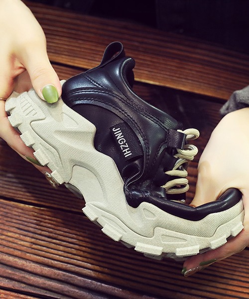 aimoha(アイモハ)の「ユニセックス厚底ソールスニーカー(スニーカー・レディース・ベージュ/ブラック・23.0cm/24.5cm/24.0cm/23.5cm/25.0cm)」の7枚目の写真