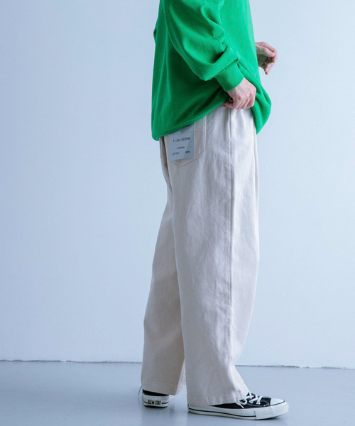 ITEMS URBANRESEARCH（アイテムズ アーバンリサーチ）の「デニム タックワイドパンツ（デニムパンツ・メンズ・ネイビー/アイボリー/ライトブルー・MEDIUM/LARGE）」の7枚目の写真