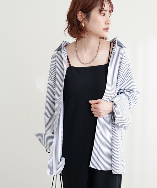 natural couture(ナチュラルクチュール)の「WEB限定/袖口スリットゆるシャツ(シャツ/ブラウス・レディース・ブルー/オフホワイト/ネイビー/ピンク/ピンク系その他・FREE)」の16枚目の写真