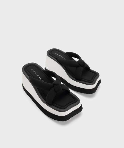タイムセール中‼️未使用級✨ CHARLES＆KEITH ウエッジサンダル 24 CHARLES & KEITH｜チャールズ＆キースのシューズ（ウエッジ