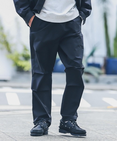 URBAN RESEARCH Sonny Label（アーバンリサーチサニーレーベル）の「『撥水』『セットアップ対応』3Dイージーパンツ（その他パンツ・メンズ・ブラック/カーキ・MEDIUM/LARGE）」の3枚目の写真