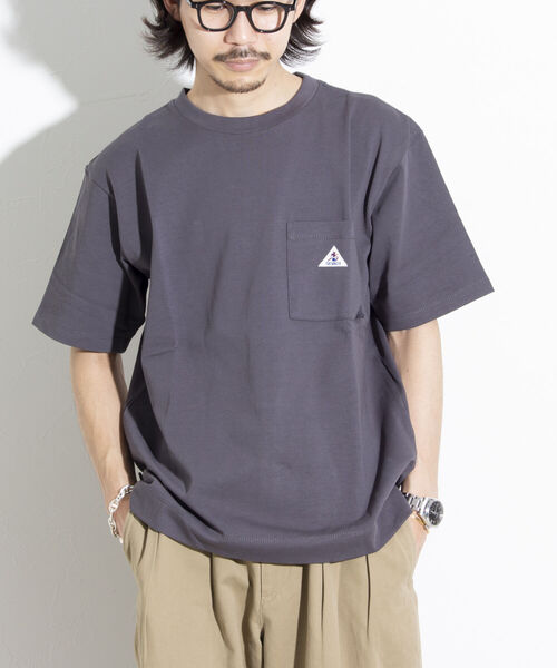GEVACO(ゲバコ)の「【GEVACO/ゲバコ】ヘビーウエイトTシャツ 無地/ボーダー ワンポイントロゴ ポケT(Tシャツ/カットソー・メンズ・オフホワイト/ブルー/ブラック系その他/レッド系その他/ブルー系その他/ライトパープル/チャコールグレー/ベージュ・S/M/L)」の4枚目の写真