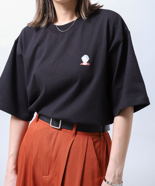 ZIP FIVE(ジップファイブ)の「【ZIP FIVE】【NFT ARTS】ビッグシルエット 偉人ドットNFTアート Tシャツ マリリン/ベートーヴェン/エリザベス【ユニセックス】(Tシャツ/カットソー・レディース・ホワイト/ピンク/ブラック系1/ピンク系/ブラック系/ブラック/ホワイト系/ホワイト系1・SMALL/MEDIUM/LARGE)」の6枚目の写真