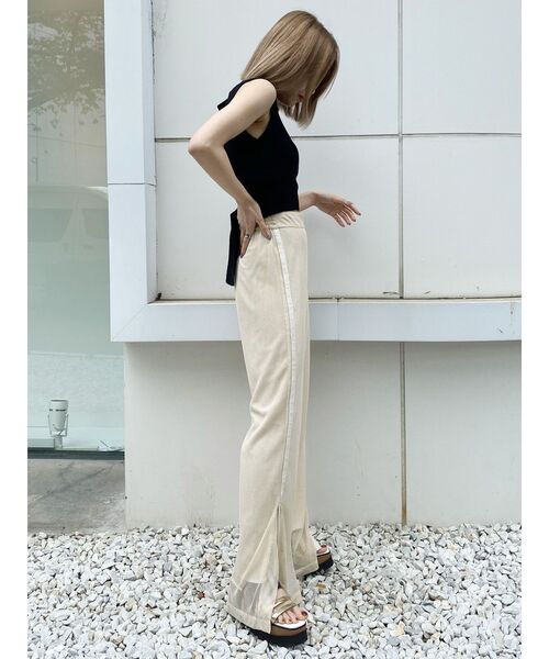 MURUA（ムルーア）の「パイピングメッシュパンツ（スウェットパンツ・レディース・ブラック/アイボリー・FREE）」の12枚目の写真