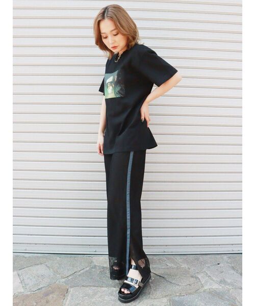 MURUA（ムルーア）の「パイピングメッシュパンツ（スウェットパンツ・レディース・ブラック/アイボリー・FREE）」の7枚目の写真