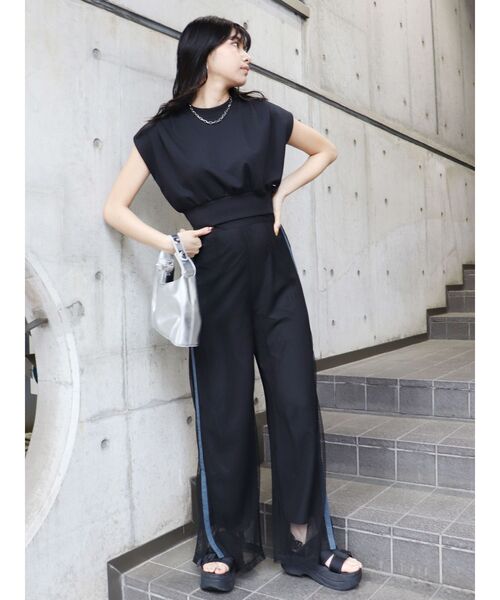 MURUA（ムルーア）の「パイピングメッシュパンツ（スウェットパンツ・レディース・ブラック/アイボリー・FREE）」の15枚目の写真