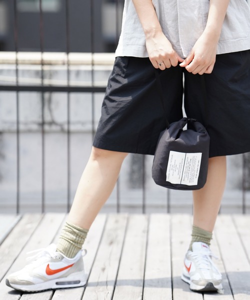 BURLAP OUTFITTER(バーラップアウトフィッター)の「BURLAP OUTFITTER バーラップアウトフィッター PERSONAL EFFECT BAG(ショルダーバッグ・メンズ・ブラック/ナチュラル/オリーブ/ブラウン・FREE)」の2枚目の写真