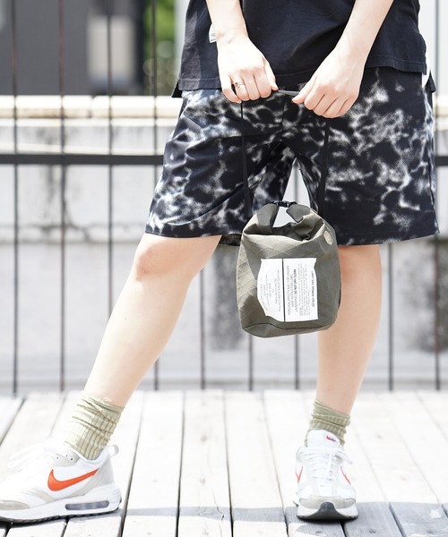 BURLAP OUTFITTER(バーラップアウトフィッター)の「BURLAP OUTFITTER バーラップアウトフィッター PERSONAL EFFECT BAG(ショルダーバッグ・メンズ・ブラック/ナチュラル/オリーブ/ブラウン・FREE)」の8枚目の写真