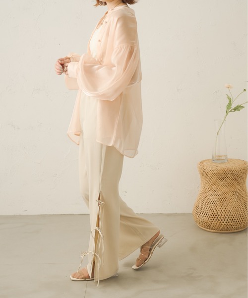 Ambre Neige（アンブルネージュ）の「サイドリボンストレートパンツ／【WEB/EC限定商品】（スラックス・レディース・アイボリー/ベージュ・FREE）」の2枚目の写真