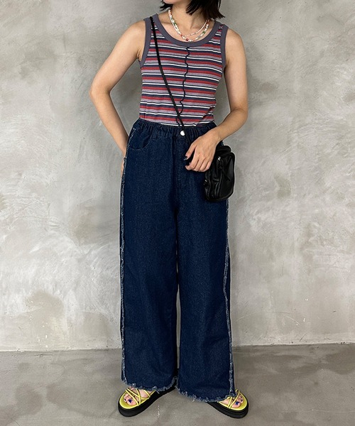 kutir（クティール）の「2wayフリンジワイドデニムパンツ（デニムパンツ・レディース・ライトインディゴブルー/ブラック・LARGE/MEDIUM）」の19枚目の写真