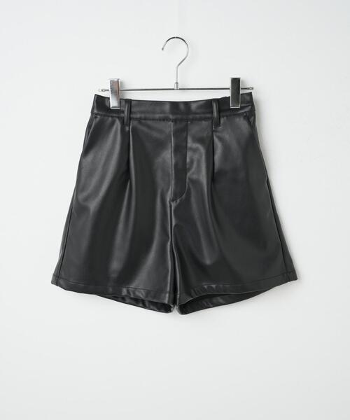 WEGO（ウィゴー）の「WEGO/フェイクレザータックショートパンツ（その他パンツ・レディース・ベージュ系その他/ブラック・X-SMALL/SMALL/MEDIUM）」の20枚目の写真