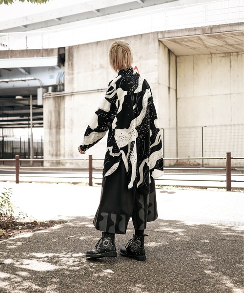 rovtski(ロフトスキー)の「波ペイントワイドパンツ(その他パンツ・レディース・ブラック・FREE)」の4枚目の写真