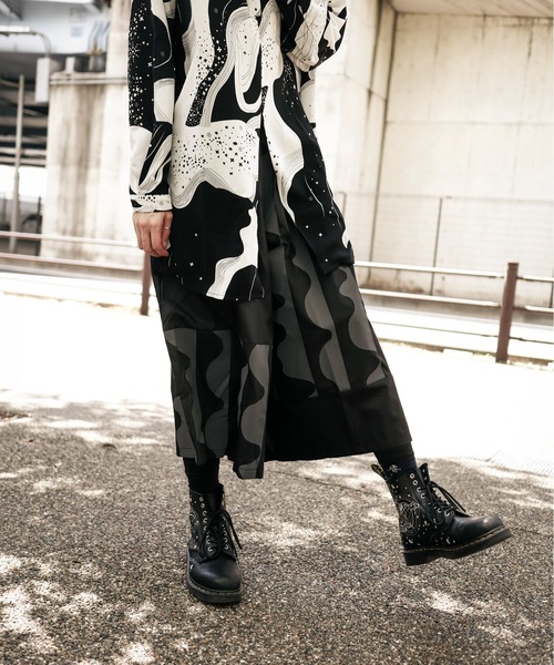 rovtski(ロフトスキー)の「波ペイントワイドパンツ(その他パンツ・レディース・ブラック・FREE)」の7枚目の写真