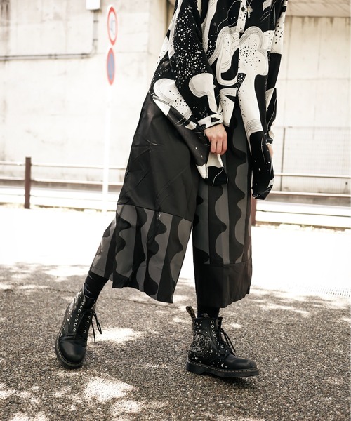 rovtski(ロフトスキー)の「波ペイントワイドパンツ(その他パンツ・レディース・ブラック・FREE)」の8枚目の写真