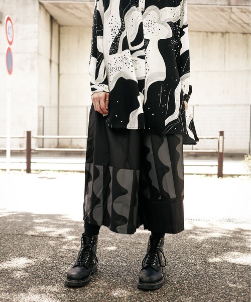 rovtski(ロフトスキー)の「波ペイントワイドパンツ(その他パンツ・レディース・ブラック・FREE)」の12枚目の写真