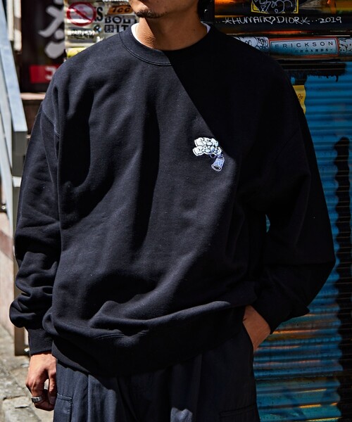 FREAK'S STORE（フリークスストア）の「限定展開 BEN DAVIS×FREAK'S STORE/ベンデイビス 別注 ビッグシルエット タギングロゴ バックプリント クルーネックスウェット（スウェット・メンズ・サックスブルー/グリーン/グレー/ブラック・SMALL/LARGE/X-LARGE/MEDIUM）」の10枚目の写真
