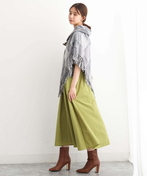 MK MICHEL KLEIN（エムケーミッシェルクラン）の「チェック柄フリンジポンチョ/洗える（ストール/ショール・レディース・ライトグレー/ベージュ/ミント・38）」の20枚目の写真