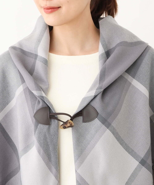 MK MICHEL KLEIN（エムケーミッシェルクラン）の「チェック柄フリンジポンチョ/洗える（ストール/ショール・レディース・ライトグレー/ベージュ/ミント・38）」の13枚目の写真