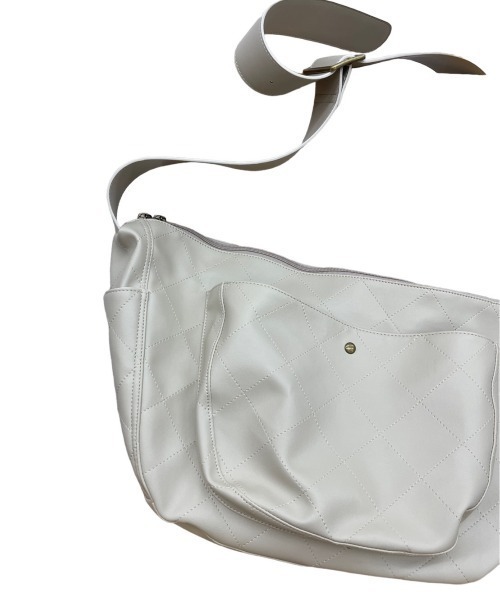 anoco no oheya(アノコノオへヤ)の「INTERFACTORY×えのちゃん daily leather bag(ショルダーバッグ・レディース・アイボリー/カーキ・FREE)」の6枚目の写真