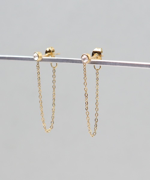 ieLS(イエルズ)の「金属アレルギー対応「ieLS」ステンレス CZチェーンピアス(ピアス(両耳用)・レディース・ゴールド・ONE SIZE)」の3枚目の写真