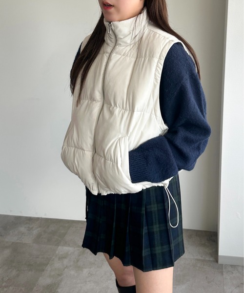 apres jour mignon(アプレジュールミニョン)の「ダウンライク2WAYスタンドブルゾン【ZOZOTOWN限定アイテム】(ブルゾン・レディース・オフホワイト/チャコールグレー/ライトグレー/ブラック・X-LARGE/フリー)」の17枚目の写真