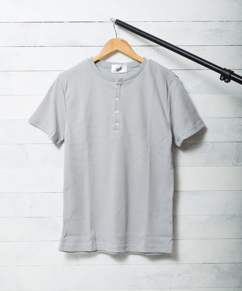 Bling Leads（ブリングリーズ）の「★Bling leads★ サーマル半袖ヘンリーネックTシャツ（Tシャツ/カットソー・レディース・ピンク/ホワイト/グレー/サックスブルー/ネイビー/カーキ/ブラック・LARGE/MEDIUM/X-LARGE）」の3枚目の写真