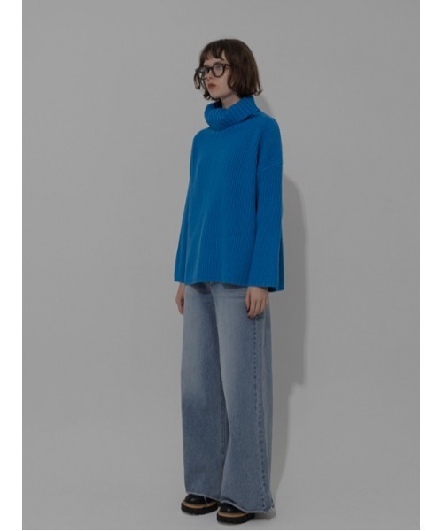 AMAIL(アマイル)の「Volume up knit(ニット/セーター・レディース・アイボリー/ブラック/ブルー・FREE)」の9枚目の写真