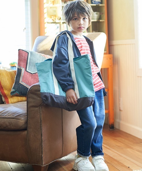 b・ROOM（ビールーム）の「【撥水加工】レッスンバッグ（バックパック/リュック・キッズ・ベージュ/ネイビー/ターコイズブルー/ライム/グリーン/ラベンダー/キャメル/チャコール/ピンク/ライトブルー・FREE）」の19枚目の写真