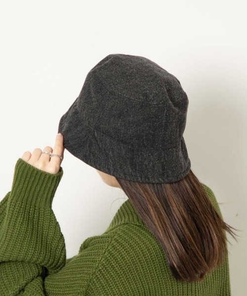 WEGO（ウィゴー）の「WEGO/ダウンブリムバケットハット（ハット・レディース・その他1/ホワイト/ライトインディゴブルー/アイボリー/ブラック/インディゴブルー・FREE）」の5枚目の写真