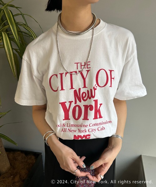 GOOD ROCK SPEED（グッドロックスピード）の「【GOOD ROCK SPEED】《WEB限定》NYC Tee（Tシャツ/カットソー・レディース・ホワイト/チャコールグレー・FREE）」の4枚目の写真