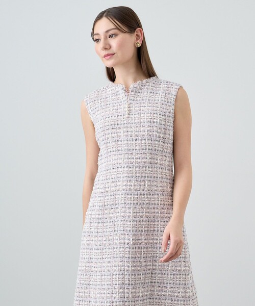 ANAYI（アナイ）の「【セットアップ対応商品】ペールピンクツイードキーネック ワンピース（ワンピース・レディース・ピンク・38/36/34）」の4枚目の写真