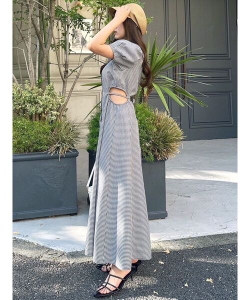 RESEXXY（リゼクシー）の「ウエストオープンシャツワンピース（ワンピース・レディース・チャコールグレー/ブラック/ホワイト/その他1・FREE）」の5枚目の写真