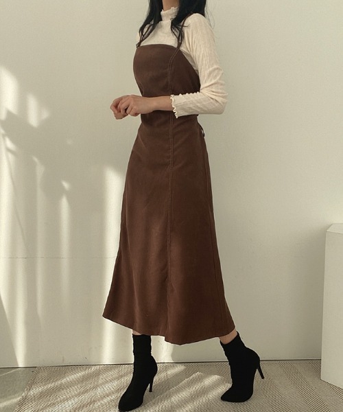JIL SANDER スクエアネック　ロングワンピース ジーラ GeeRA スクエアネックロングワンピース （ブラック