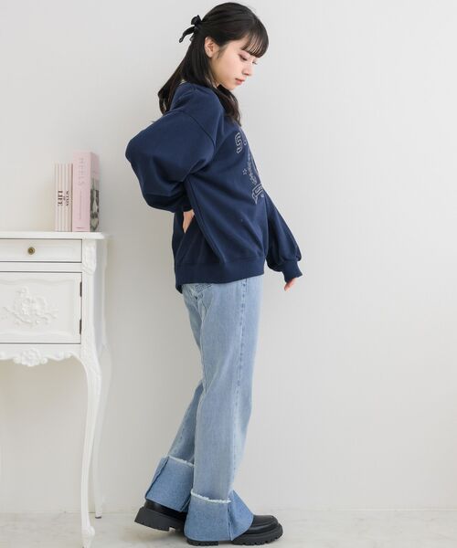 ems excite（エムズエキサイト）の「襟付きステッチ刺繍トレーナー（Tシャツ/カットソー・レディース・ブルー/ホワイト系その他/ベージュ・FREE）」の21枚目の写真