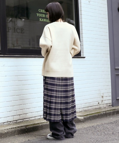 ALAND（エーランド）の「【UNISEX】ALAND／Alogoニットクルーネック2 2105520（ニット/セーター・レディース・グリーン/ネイビー/アイボリー・MEDIUM/LARGE）」の5枚目の写真