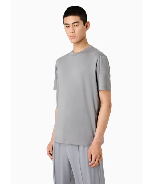 EMPORIO ARMANI（エンポリオアルマーニ）の「【エンポリオ アルマーニ】トラベルエッセンシャル Tシャツ シルケットジャージー（Tシャツ/カットソー・メンズ・ネイビー/グレー/オフホワイト・X-LARGE/SMALL/MEDIUM/LARGE/XX-LARGE/X-SMALL）」の9枚目の写真