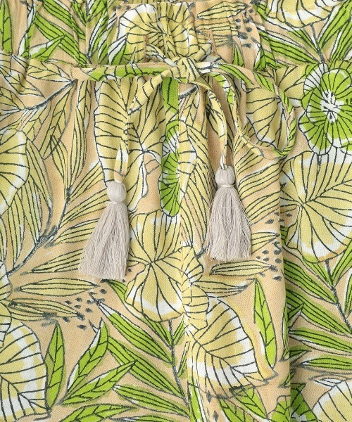 チチカカ（チチカカ）の「Rico エコフレンドリーダイ ブロックプリントリーフフラワーパンツ（その他パンツ・レディース・ブラック/ベージュ・FREE）」の8枚目の写真