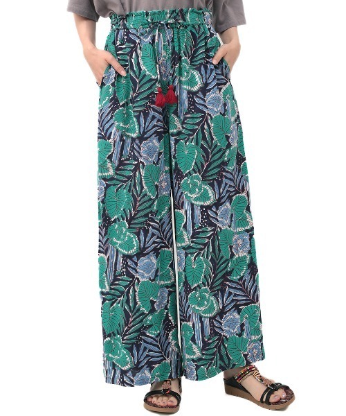 チチカカ（チチカカ）の「Rico エコフレンドリーダイ ブロックプリントリーフフラワーパンツ（その他パンツ・レディース・ブラック/ベージュ・FREE）」の6枚目の写真