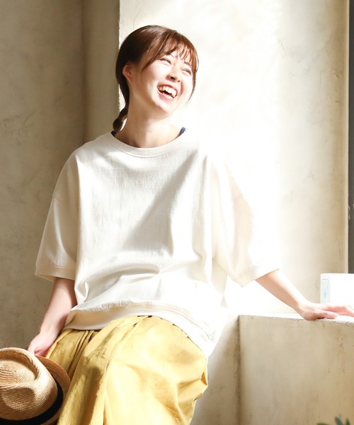 soulberry（ソウルベリー）の「イチモク！な、無地Tシャツ（Tシャツ/カットソー・レディース・スミクロ/キャメル/プラム/キナリ・LL/L/4L/3L/M）」の2枚目の写真