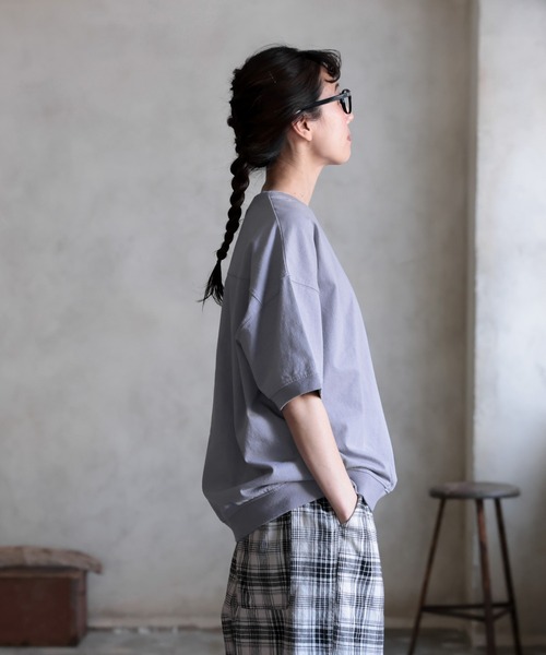soulberry(ソウルベリー)の「イチモク!な、無地Tシャツ(Tシャツ/カットソー・レディース・スミクロ/キャメル/プラム/キナリ・LL/L/4L/3L/M)」の16枚目の写真