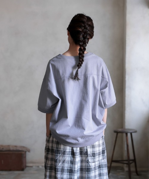 soulberry(ソウルベリー)の「イチモク!な、無地Tシャツ(Tシャツ/カットソー・レディース・スミクロ/キャメル/プラム/キナリ・LL/L/4L/3L/M)」の17枚目の写真