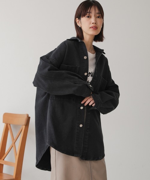 Bou Jeloud(ブージュルード)の「BIGポケットデニムジャケット(デニムジャケット・レディース・ライトブルー/ブルー/ブラック・38)」の1枚目の写真