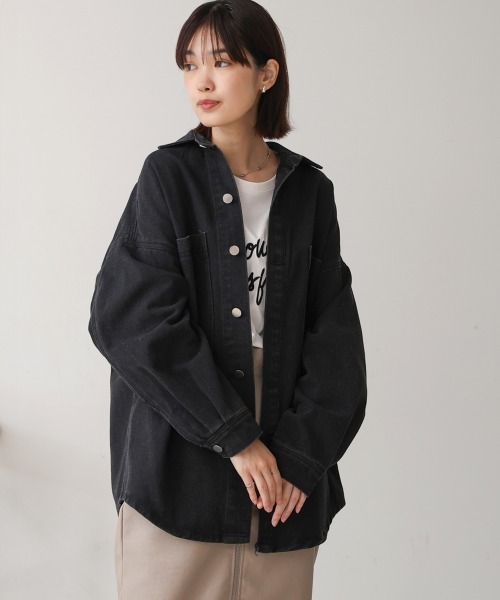 Bou Jeloud(ブージュルード)の「BIGポケットデニムジャケット(デニムジャケット・レディース・ライトブルー/ブルー/ブラック・38)」の4枚目の写真