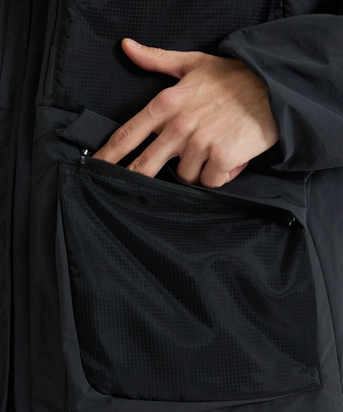 White Mountaineering/ ホワイトマウンテニアリング】POLYESTER