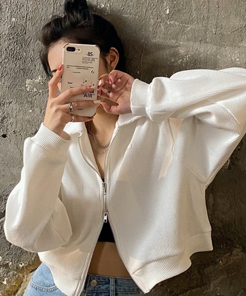 VIBGYOR(ヴィブジョー)の「HALEY PESCA/襟付きショート丈 ジップ ジャケット(カーディガン/ボレロ・レディース・ホワイト/グレー/ブラック・MEDIUM/LARGE/X-LARGE)」の4枚目の写真