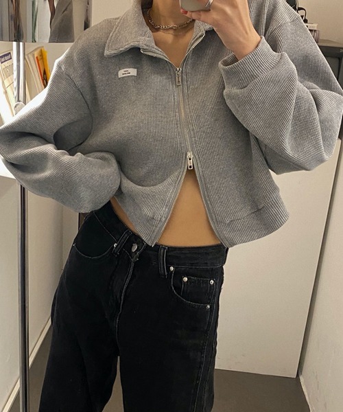 VIBGYOR(ヴィブジョー)の「HALEY PESCA/襟付きショート丈 ジップ ジャケット(カーディガン/ボレロ・レディース・ホワイト/グレー/ブラック・MEDIUM/LARGE/X-LARGE)」の20枚目の写真