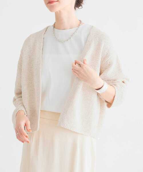 URBAN RESEARCH(アーバンリサーチ)の「ラメブークレカーディガン(カーディガン/ボレロ・レディース・アイボリー/ブラック/レッド・FREE)」の4枚目の写真