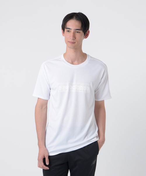NEW BALANCE(ニューバランス)の「Black Out Collectionプラクティスシャツショートスリーブ リニアロゴ(Tシャツ/カットソー・メンズ・ブラック/ホワイト・X-LARGE/LARGE/MEDIUM/SMALL/XX-LARGE)」の2枚目の写真